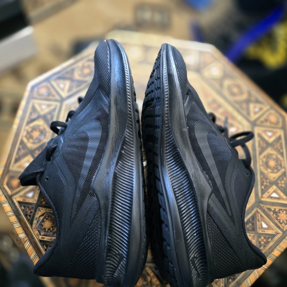 WOMEN's Black NIKE DOWNSHIFTER RUNNING SHOES Size 11 IN WOMEN'S